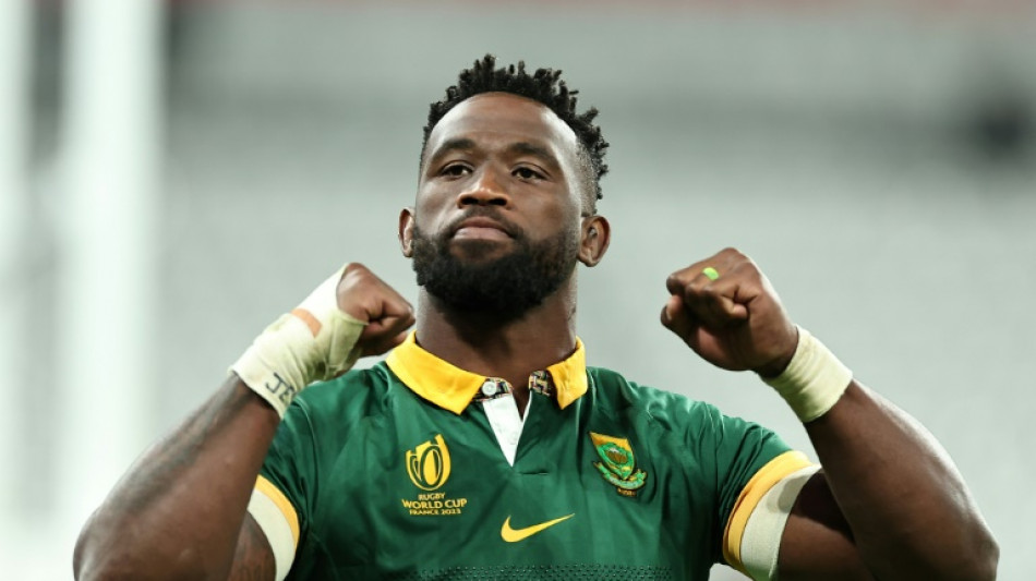 South Africa 'scramble' to famous win in Paris 