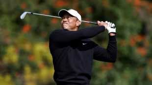 Woods's weekend in jeopardy after 74 at Riviera