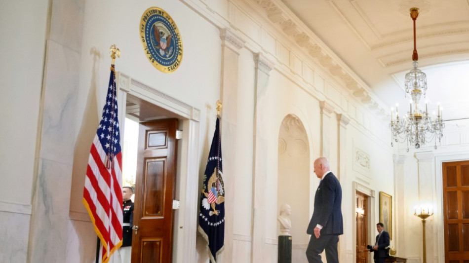 Flamb&eacute;e d'angoisse sur la sant&eacute; de Biden, la Maison Blanche essaie de contenir l'incendie