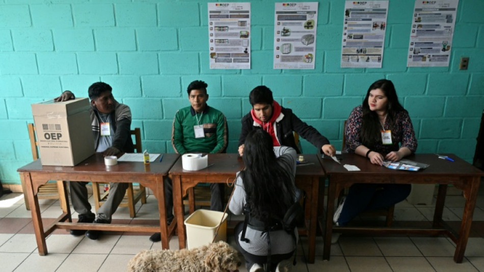 Inmitten schwerer Wirtschaftskrise: Bolivien hat neuen Präsidenten gewählt