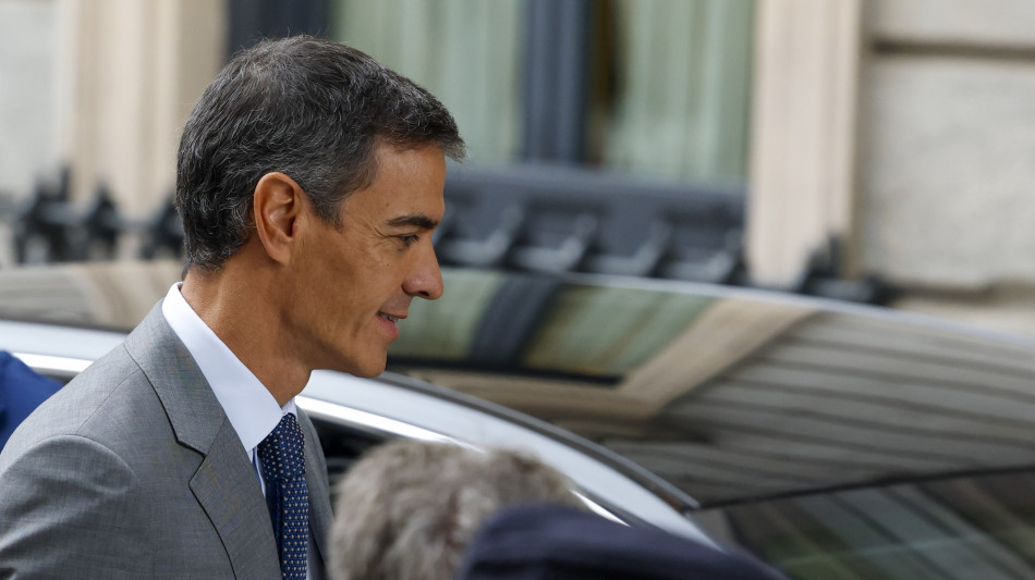Sanchez, 'ho deciso di convocare le elezioni il 29 novembre'