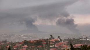 Emeutes en Nouvelle-Cal&eacute;donie: 3 morts, un gendarme gravement bless&eacute; et l'&eacute;tat d'urgence annonc&eacute;