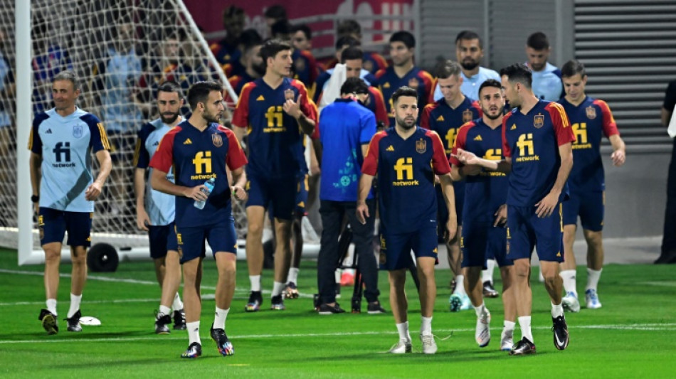 Espa&ntilde;a, sin Asensio en su primer entrenamiento en Catar