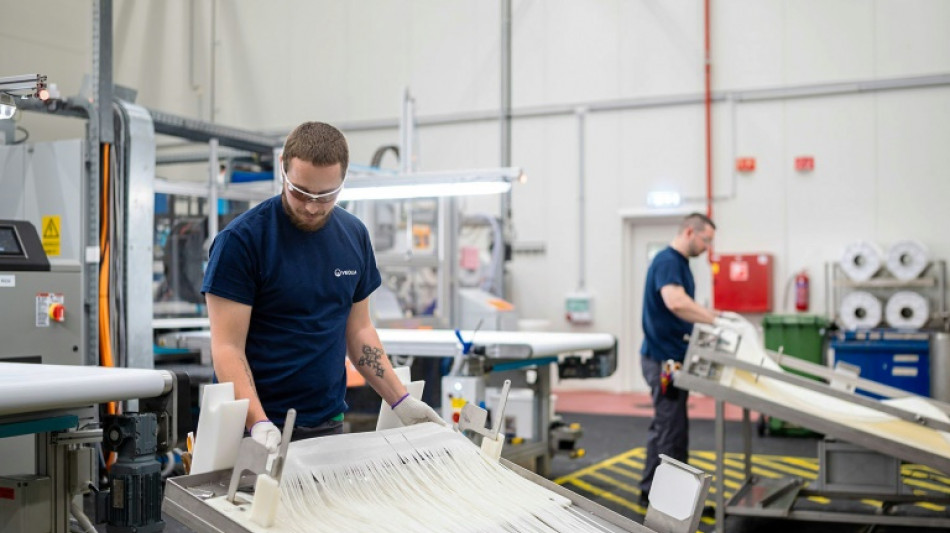 Dans une usine hongroise de Veolia, la chasse aux "polluants &eacute;ternels"