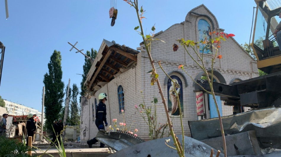Russia steps up the pressure in northeast Ukraine
