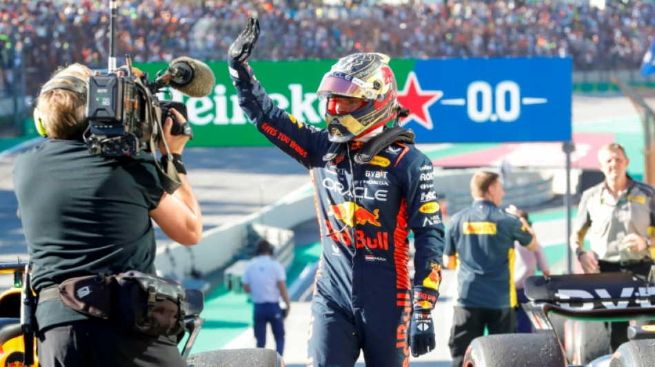 F1: Verstappen imp&eacute;rial sur le sprint au Br&eacute;sil, P&eacute;rez se donne un peu d'air au championnat