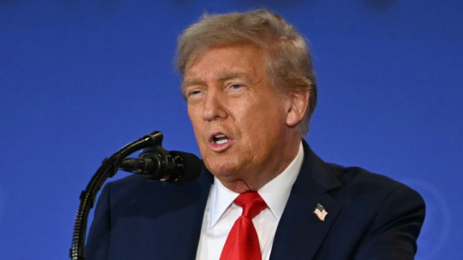 Trump renuncia a cessar-fogo na Ucrânia após cúpula com Putin
