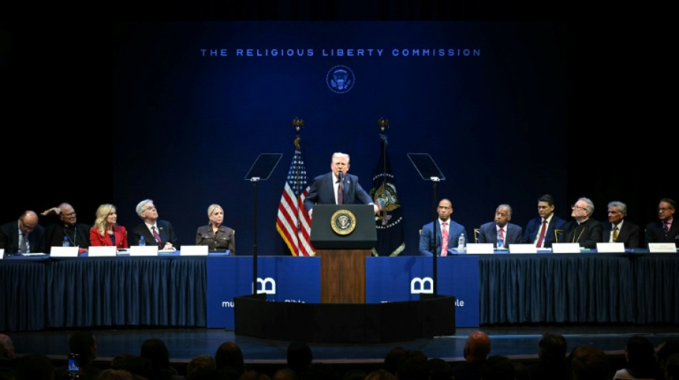 Trump minimiza la violencia conyugal en un discurso ante líderes religiosos