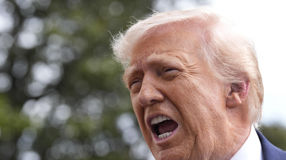 Trump, 'canaglie iraniane hanno ucciso per anni, ora onore ucciderli io