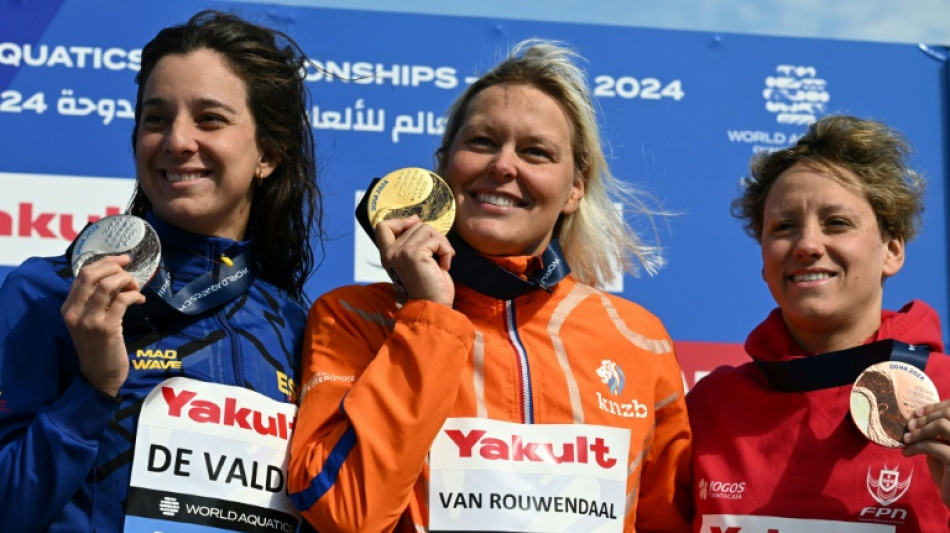 Oro para la neerlandesa Van Rouwendaal en 10 km en el Mundial de nataci&oacute;n, la espa&ntilde;ola De Vald&eacute;s plata