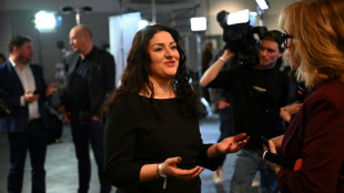 Hamburger Linken-Spitzenkandidatin &Ouml;zdemir entscheidet sich f&uuml;r Bundestagsmandat