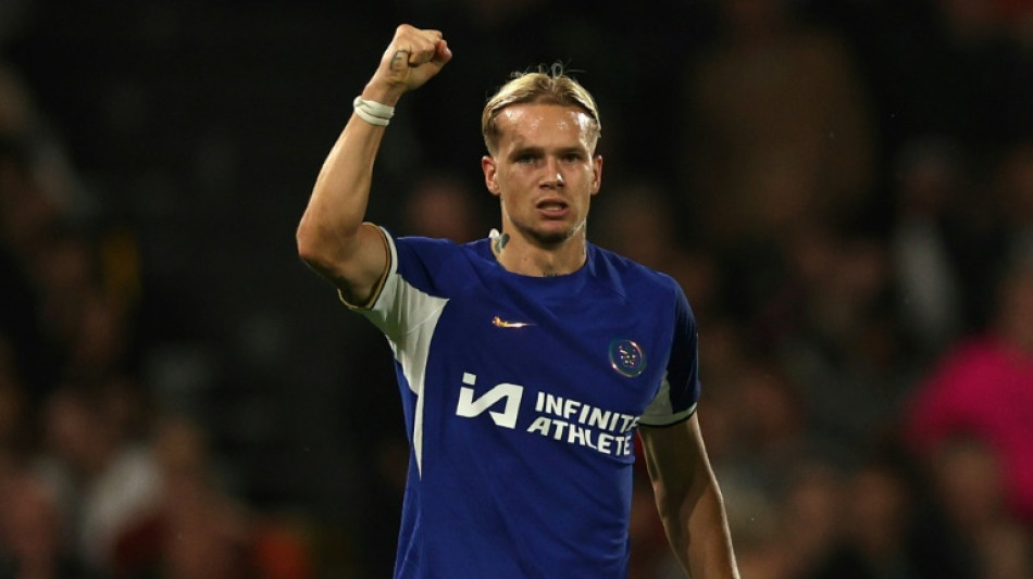 Chelsea stun Fulham with quickfire double