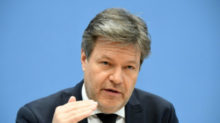 Jahreswirtschaftsbericht: Habeck f&uuml;r "Reformbooster" - Verb&auml;nde fordern mehr Tempo