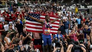 Mondiaux d'athl&eacute;tisme: Lyles sacr&eacute; sur 200 m apr&egrave;s le 100 m, premier doubl&eacute; depuis Bolt