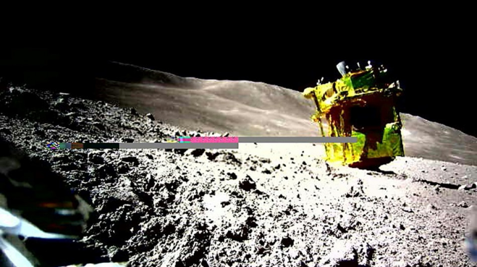 El m&oacute;dulo espacial japon&eacute;s aluniz&oacute; a 55 metros de su objetivo