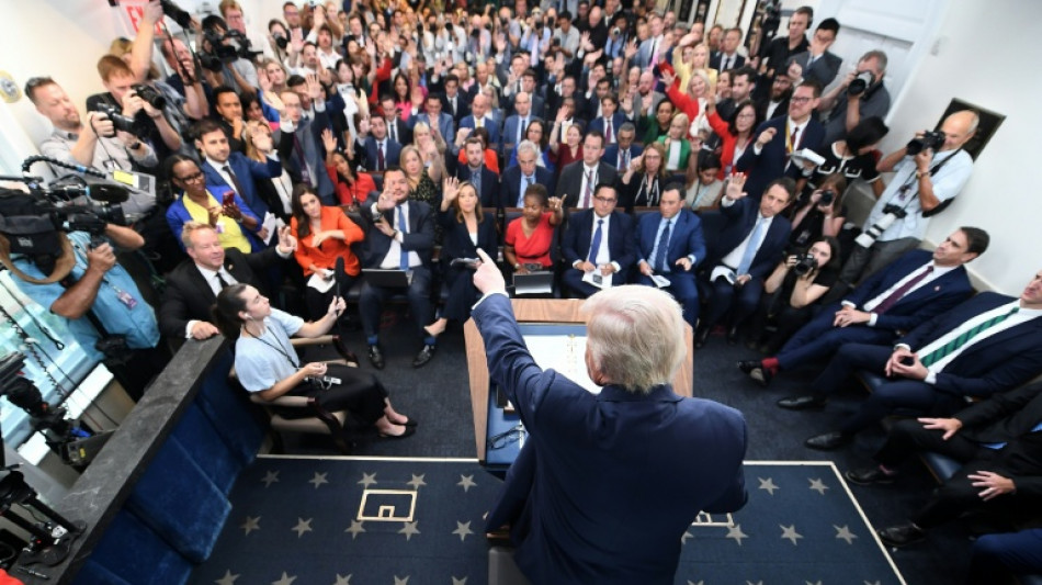 Un centenar de organizaciones de prensa, entre ellas la AFP, piden a EEUU que no reduzca los visados para periodistas