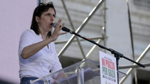 Schlein a Budapest, non si pu&ograve; vietare l'amore per legge