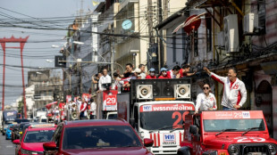Thail&auml;ndische Parteien werben am letzten Tag vor Parlamentswahl um Stimmen