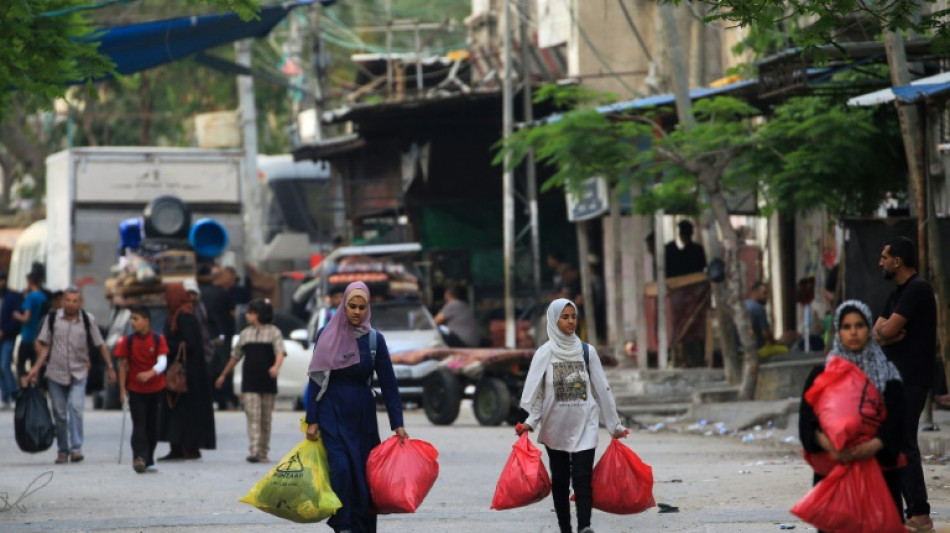 Bombardements isra&eacute;liens &agrave; Rafah, des chars d&eacute;ploy&eacute;s dans le centre
