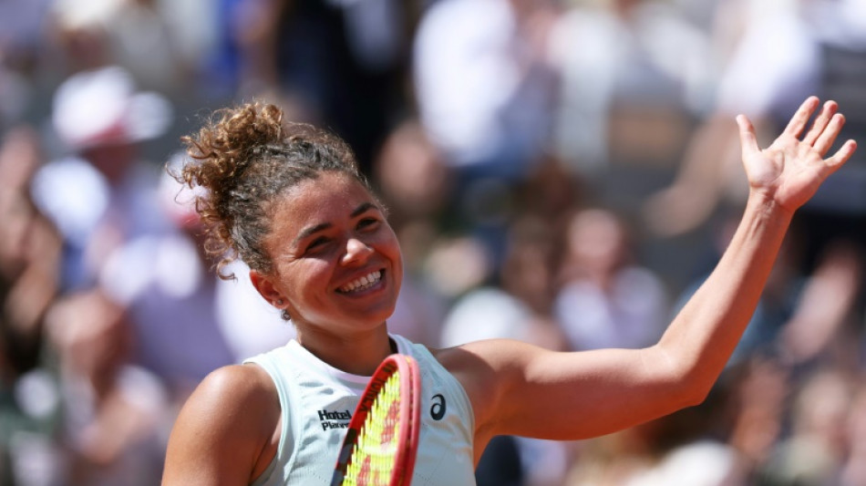 Italiana Paolini derruba Rybakina e vai &agrave; semifinal de Roland Garros