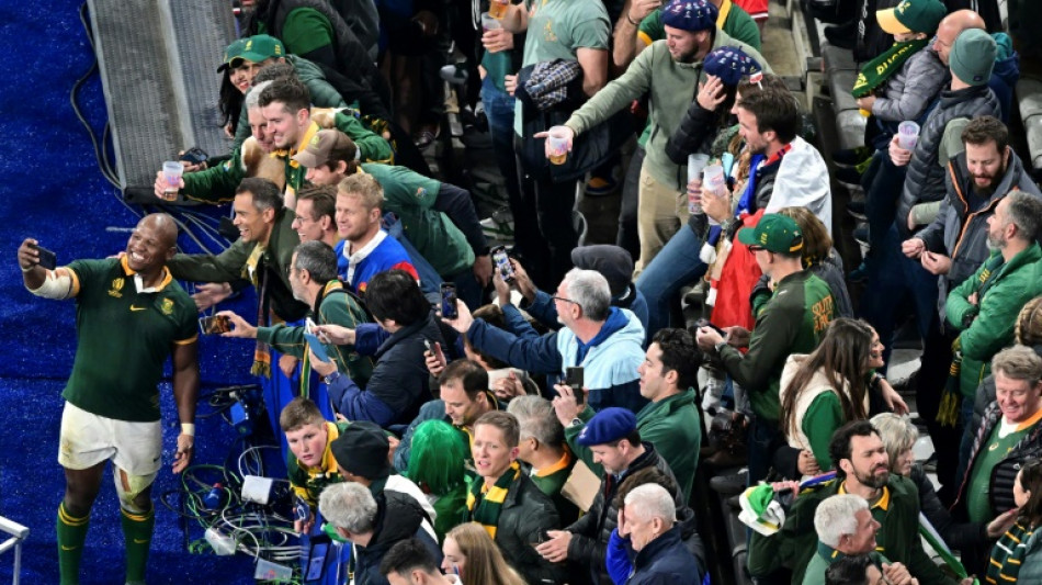 Springboks rally round accused hooker Mbonambi