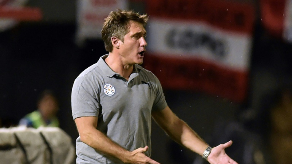 Foot: Barros Schelotto limog&eacute; de son poste de s&eacute;lectionneur du Paraguay