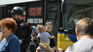 Face &agrave; l'avanc&eacute;e russe, les adieux d'Ukrainiens &agrave; leur "Donbass bien-aim&eacute;"