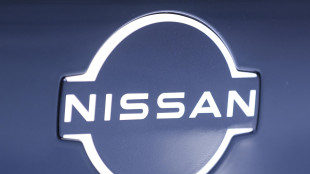 Nissan torna all'utile operativo ma prevede perdita annuale