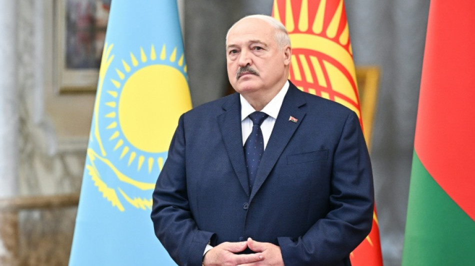 El presidente de Bielorrusia anuncia el indulto de 20 presos pol&iacute;ticos