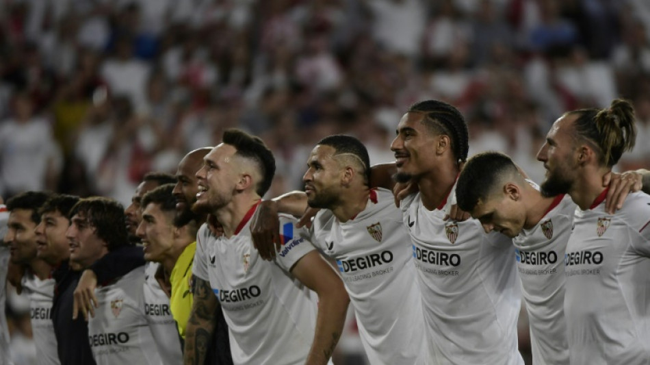 El Sevilla ense&ntilde;a al United qui&eacute;n es el rey de la Europa League; la Juve ya espera