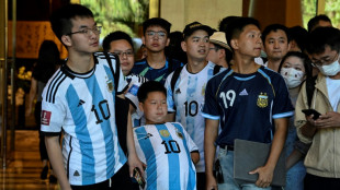 Foot: Lionel Messi accueilli en rock star &agrave; P&eacute;kin pour un match avec l'Argentine