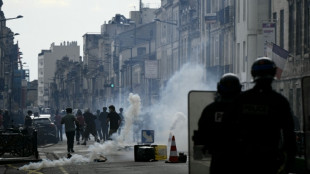 Nach schweren Verletzungen: Frankreichs Regierung setzt Einsatz von Schockgranaten aus 