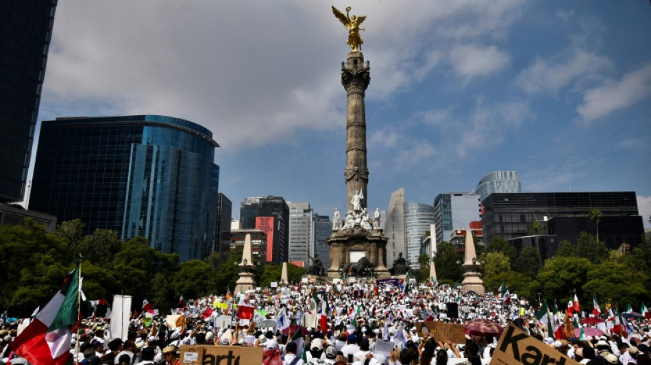 Diputados mexicanos dan primera aprobación a polémica reforma judicial