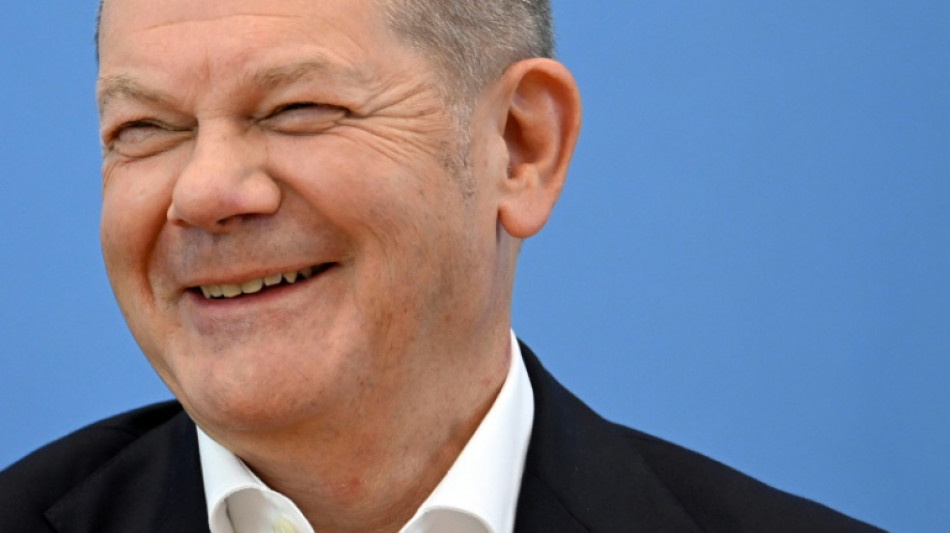 Scholz will sich gegen "unglaubliche Beleidigungen" zur Wehr setzen