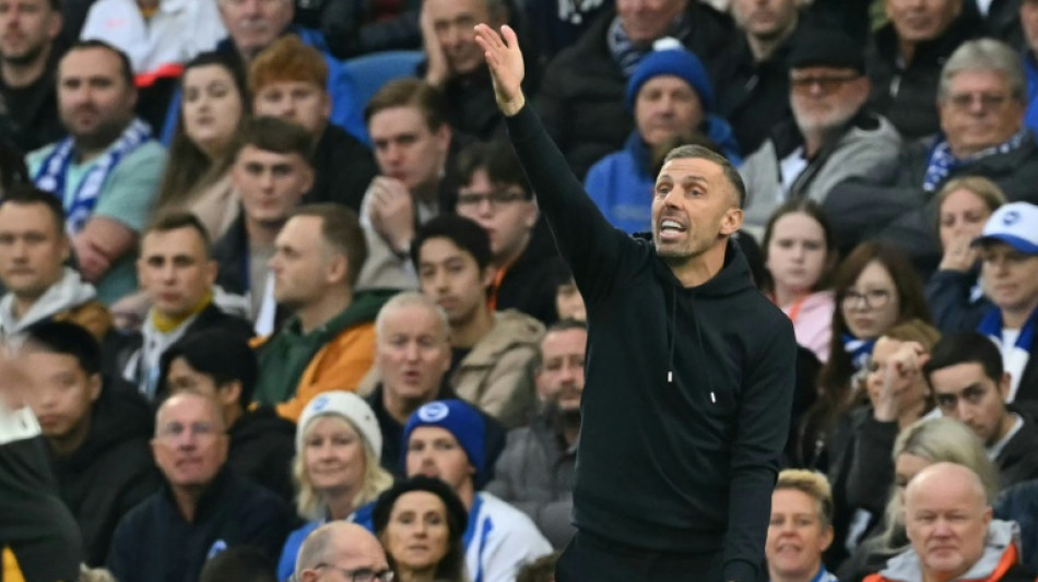 O'Neil succeeds Rosenior as Strasbourg coach