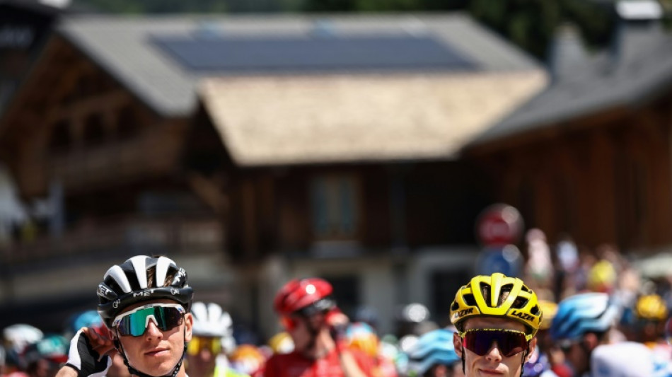 Tour de France: d&eacute;but de la 15e &eacute;tape pour un nouvel affrontement alpin