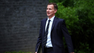 Grande-Bretagne: "d&eacute;cisions difficiles" &agrave; venir selon Londres &agrave; cause d'un "trou financier"