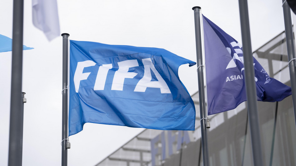 La Fifa licenzia il direttore operativo Lamour, aveva criticato Infantino