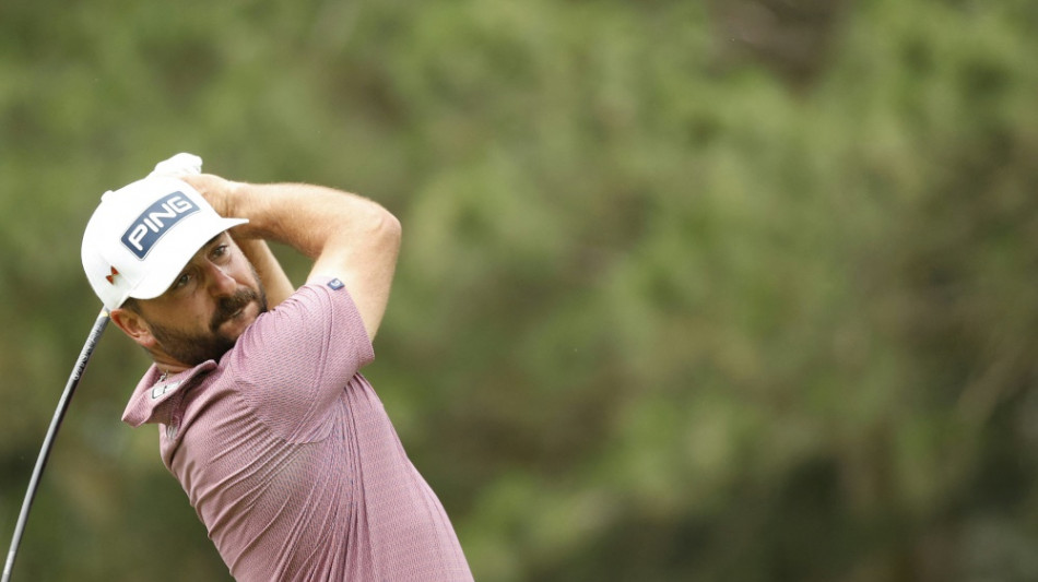 Golf: J&auml;ger nach Traumrunde in den Top Ten