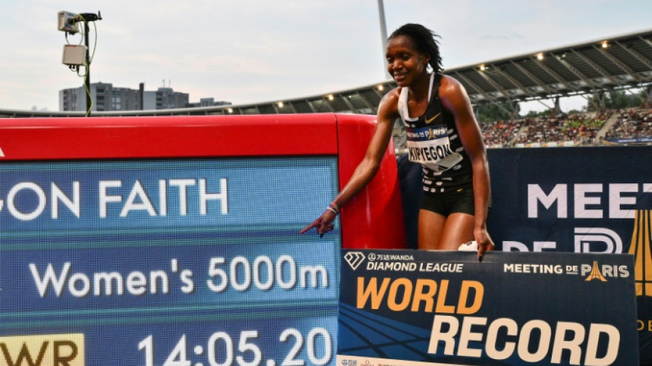 Athl&eacute;tisme: Kipyegon et Girma h&eacute;ros d'une soir&eacute;e record &agrave; Paris