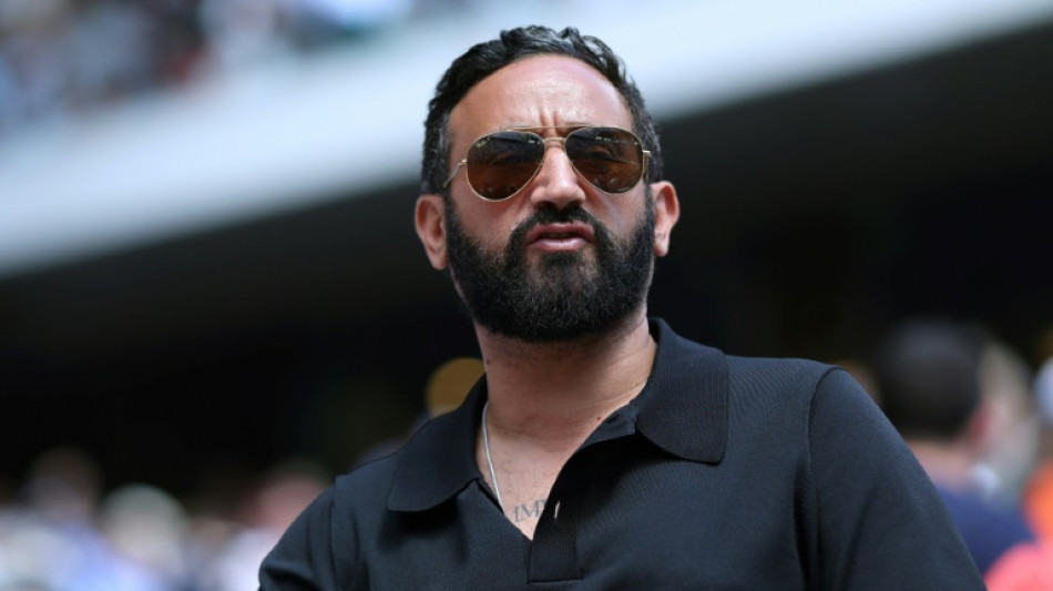 C8 s'engage &agrave; diffuser l'&eacute;mission de Cyril Hanouna avec un diff&eacute;r&eacute;