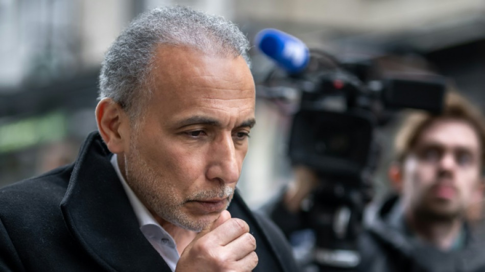 La d&eacute;fense plaide l'acquittement de Tariq Ramadan &agrave; son proc&egrave;s en Suisse pour viol