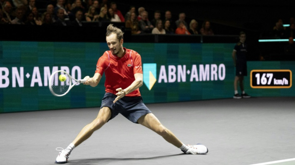 Daniil Medvedev supera a Jannik Sinner en la final del torneo ATP de R&oacute;terdam