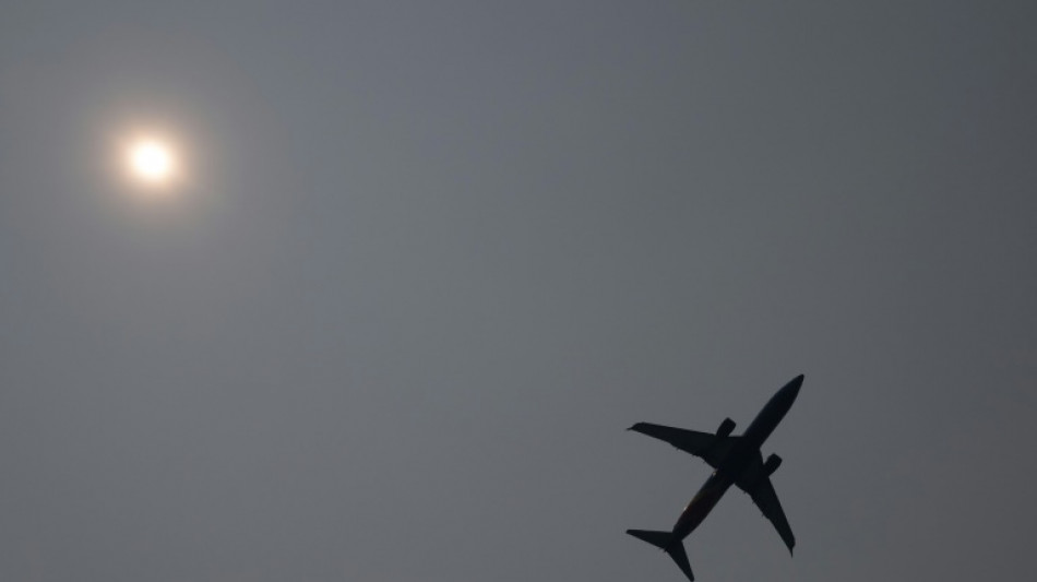 El transporte a&eacute;reo mundial se acerca en mayo a niveles de tr&aacute;fico precovid