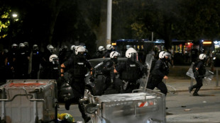 Zusammenstöße und Polizeieinsatz bei regierungskritischen Protesten in Serbien