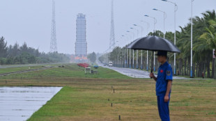 La Chine a lanc&eacute; une sonde pour collecter des &eacute;chantillons sur la face cach&eacute;e de la Lune  