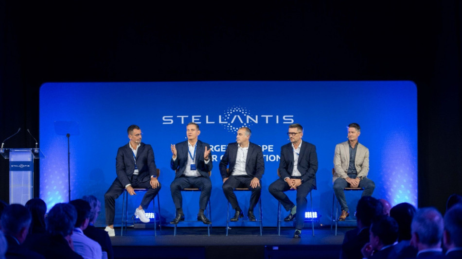 Stellantis riunisce 300 fornitori, 'insieme per realizzare il piano 2030'