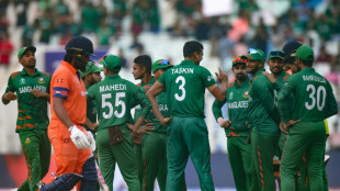Netherlands lose early wickets against Bangladesh at World Cup