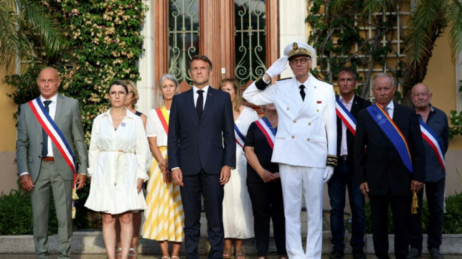 "Ne c&eacute;dons rien &agrave; la division", enjoint Macron lors des 80 ans de la lib&eacute;ration de Bormes-les-Mimosas