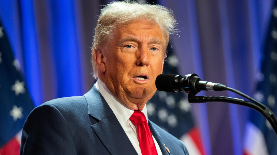 Trump, 'cambieremo nome golfo del Messico, sar&agrave; d'America'